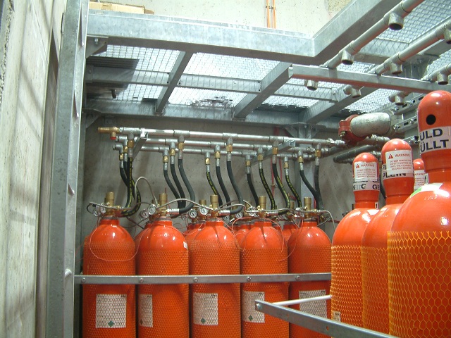 Nyomásszabályozott kiáramlás 