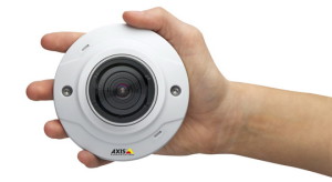 HDTV felbontású beltéri mini dómkamera (Forrás: Axis)