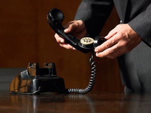 Technikai ellenőrzés, avagy lehallgatásmentesítés 1. – A gyanú
