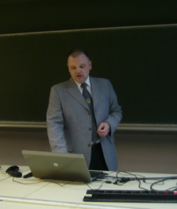 Dr. Hanka László