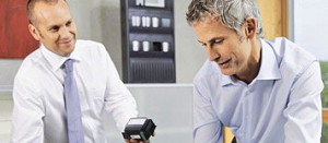 Bosch 5000-es sorozatú moduláris tűzjelző panel és Praesideo épület- és vészhangosítási rendszer