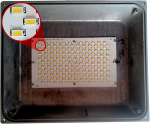 FL-100W-panelwithleds