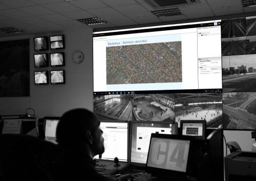Integrált biztonsági rendszer a közbiztonság szolgálatában Tatabányán -beszélgetés Molnár Tamás közbiztonsági tanácsnokkal Forrás: Molnár Tamás