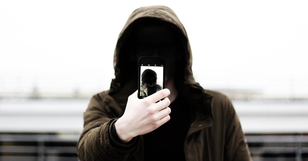 Vedd elő a jobbik arcod bankkártyás vásárláshoz! Forrás: http://www.freep.com/story/money/business/2016/11/04/mastercard-selfies-prove-cardholder-identity/92791812/