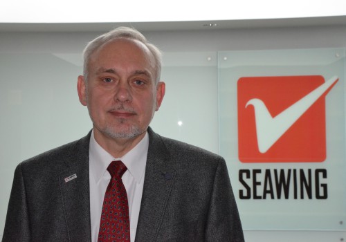 A SEAWING függetlensége a továbbiakban is garantált! Sajtótájékoztatón jártunk forrás. http://sakkom.hu/sites/default/files/sajto/Palffy_Zoltan_foto.jpg
